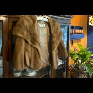 La Belle Vintage Mink Stole